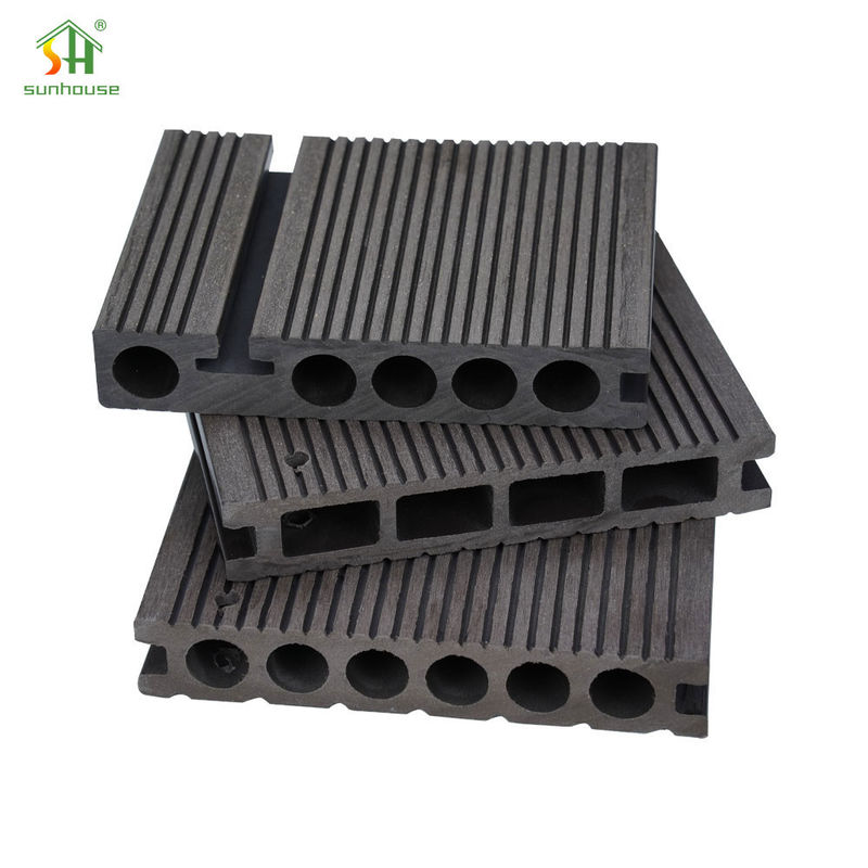 Modular 20mm WPC Deck Tiles , WPC Interlocking Deck Flooring For Kitchens / BBQ Areas