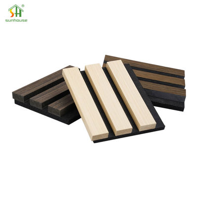 Ein guter Preis. 1220x2440mm Akustische Eichenwandplatten Innenraum Schalldämpfer Akustische Platten für Fernsehwand Online